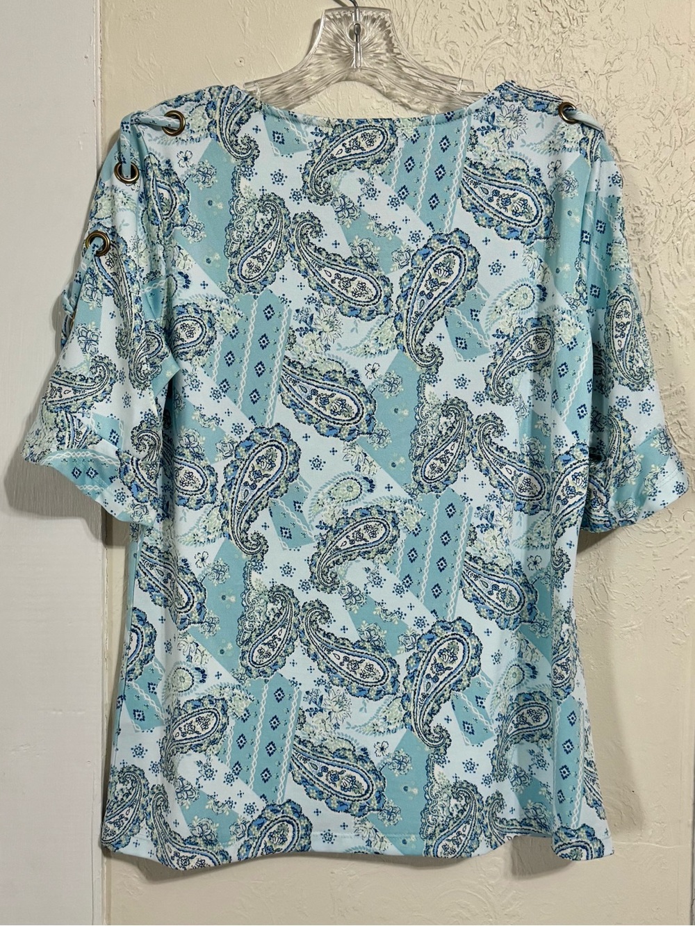 Two Blouses Aqua Paisley Grommet Sleeve & Pink Polka Dot V-neck NWT - Picture 3 of 13